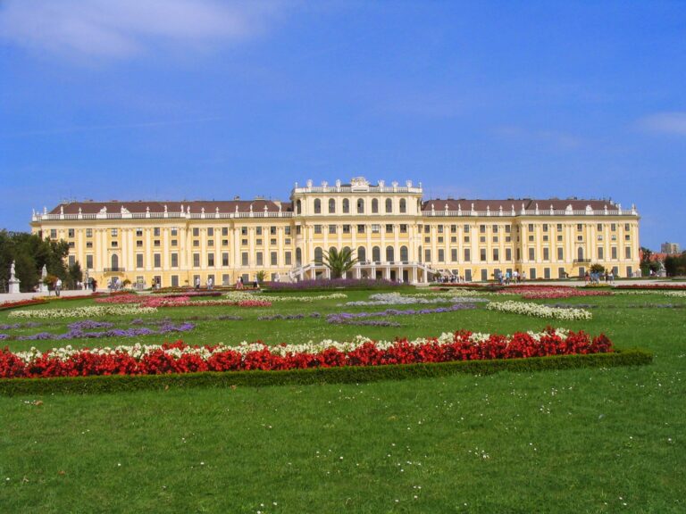 The Schonbrunn Palace hours